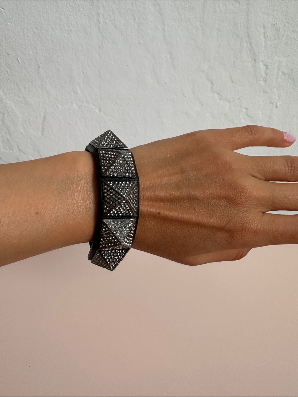 Valentino Garavani Rockstud Bracelet Black Leather Crystal Pyramid Studs Size S